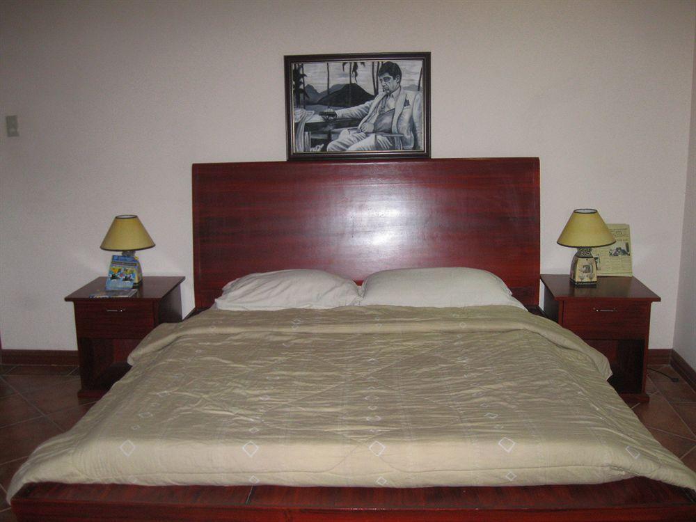 אנגלס Red Tulip Hotel מראה חיצוני תמונה