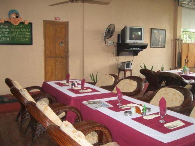 אנגלס Red Tulip Hotel מראה חיצוני תמונה