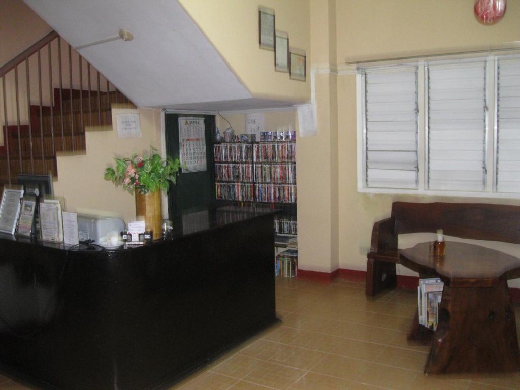 אנגלס Red Tulip Hotel מראה חיצוני תמונה
